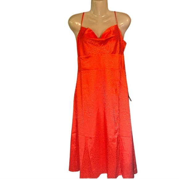 NWT Lulu's Satin Jacquard Print Cowl Midi Dress w/ Adjustable Straps - Picture 6 of 9